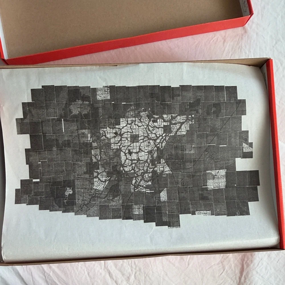 Nike Dunk Low SP / Stranger Things / Phantom and Midnight Navy / Size 11 - Picture 8 of 13